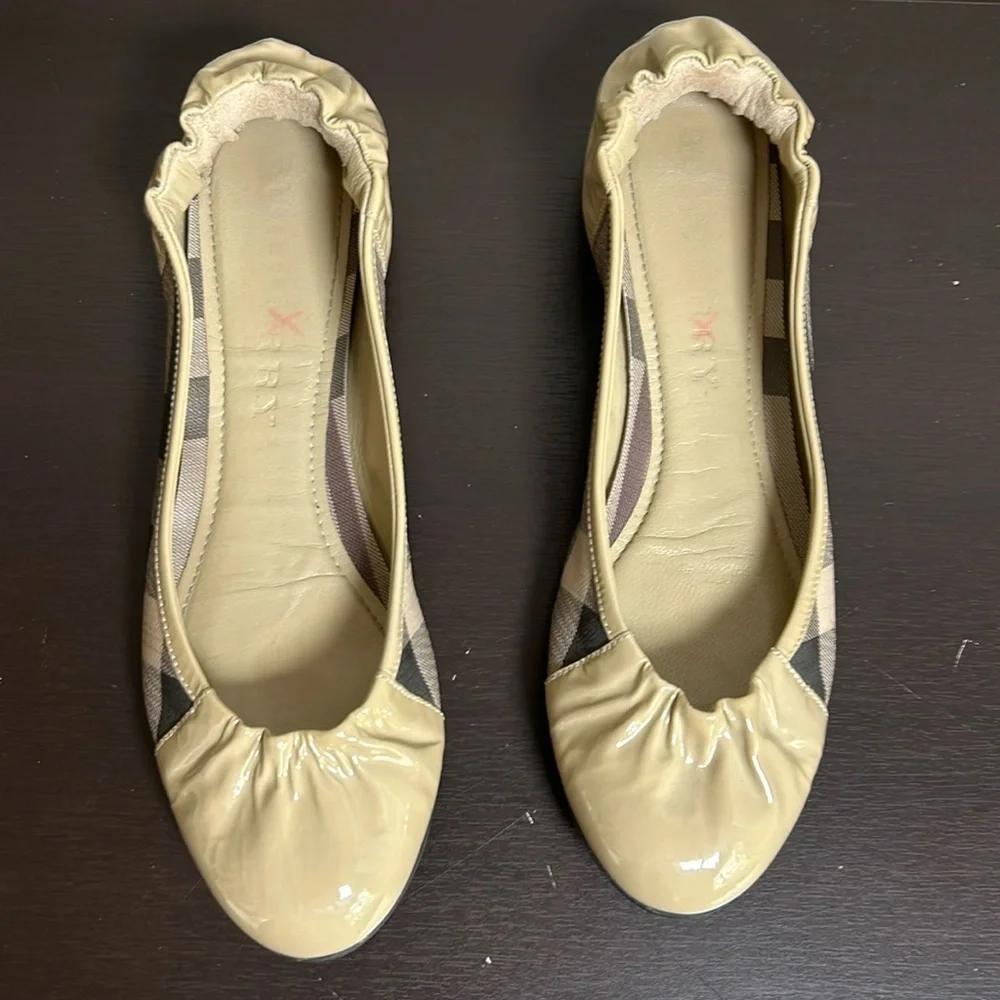 BURBERRY Nova Check Pattern Leather Ballet Flats Beige Rounded Toe Sz 39 US 9 - Picture 2 of 14